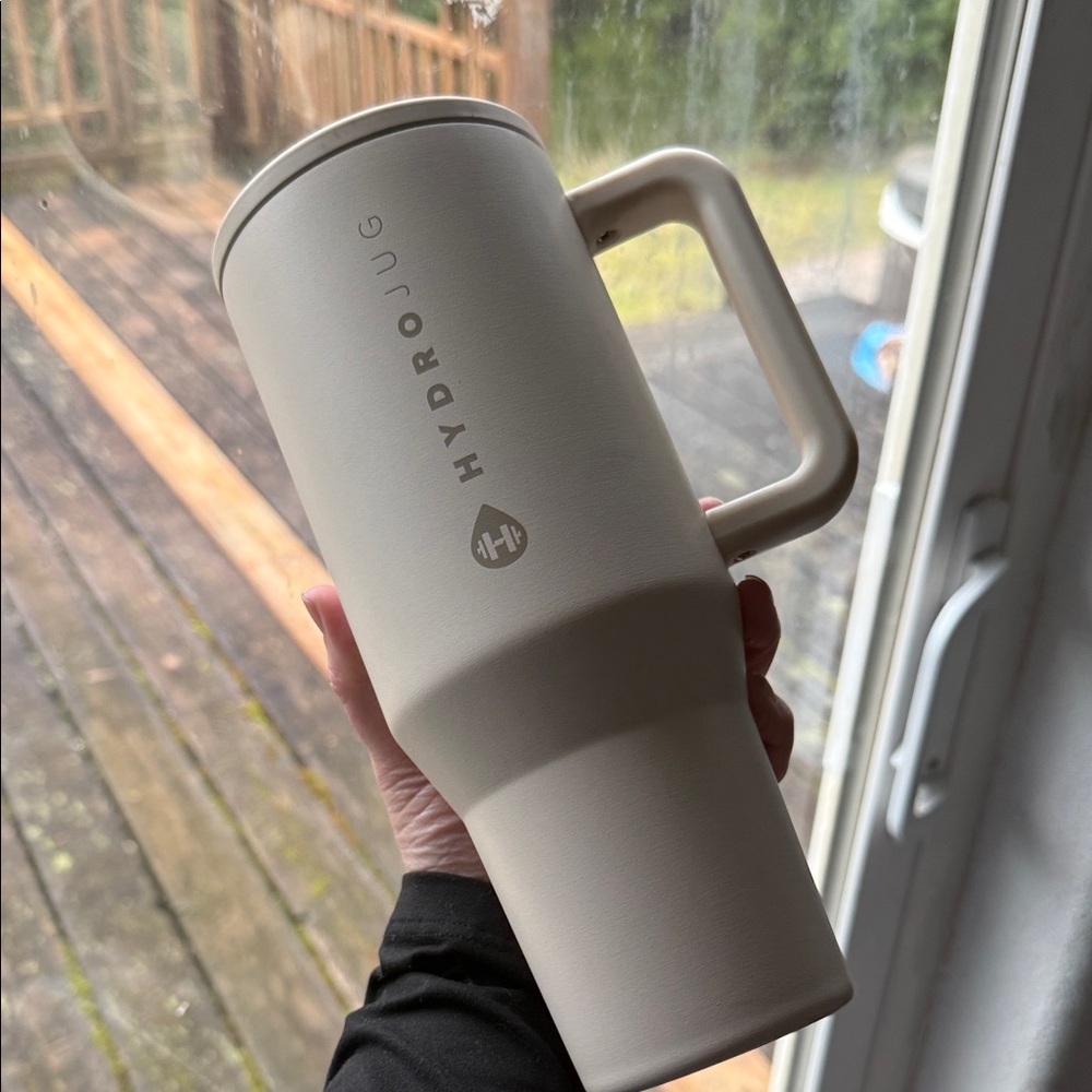 HydroJug Beige Tumbler